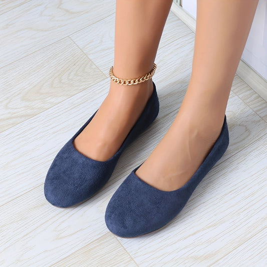 Minimalist Slip-On Flats – Lightweight & Comfortable