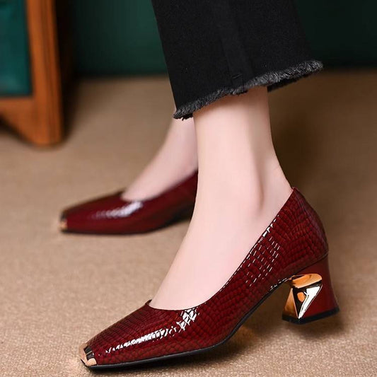 Women’s Textured Metallic Block-Heel Comfort Court Shoes