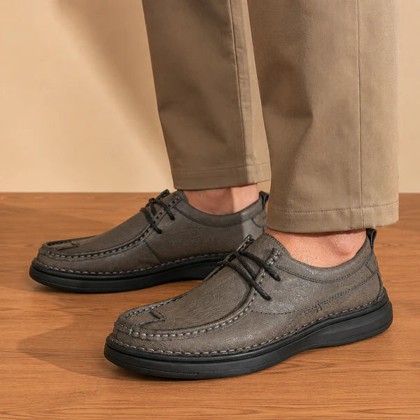 Men’s Textured Moc-Toe Casual Shoes