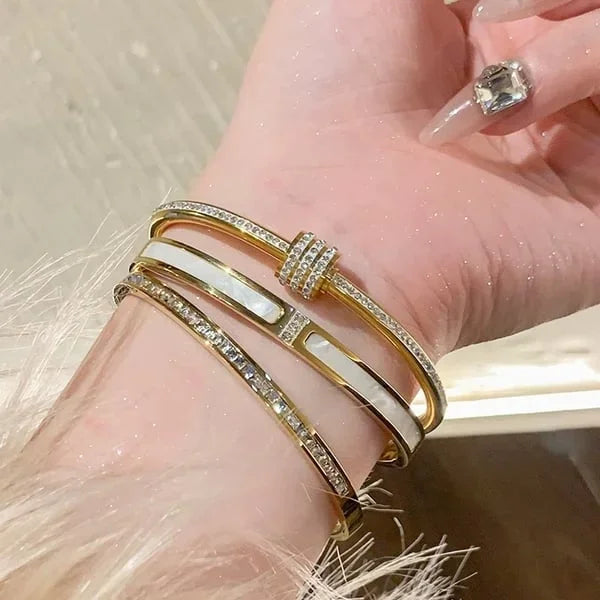 Women’s Gold & Silver Mixed Metal 5-Piece Bracelet Set