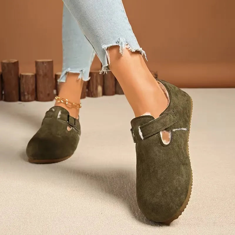 Women’s Lightweight Wide-Toe Cushioned Penny Loafers