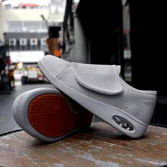 Women's Adjustable Comfortable Sneakers for Wide Feet