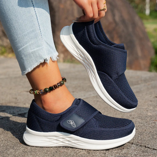 Women’s Elegant Walking Shoes