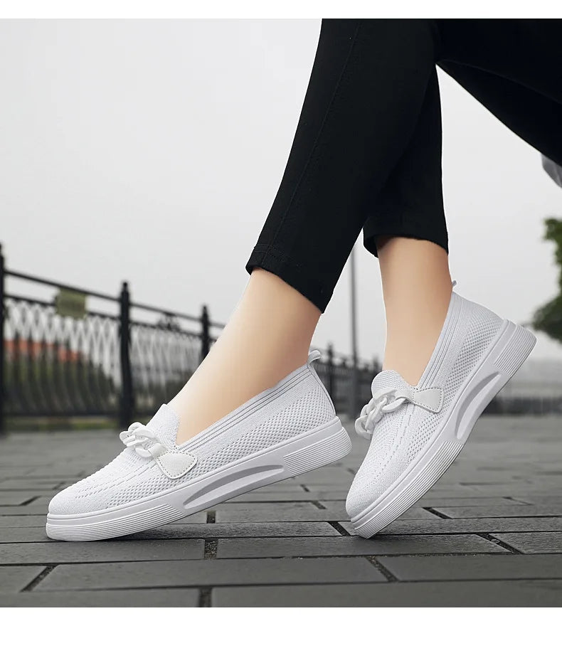 Women's Breathable Fly-Knit Chain Slip-On Shoes