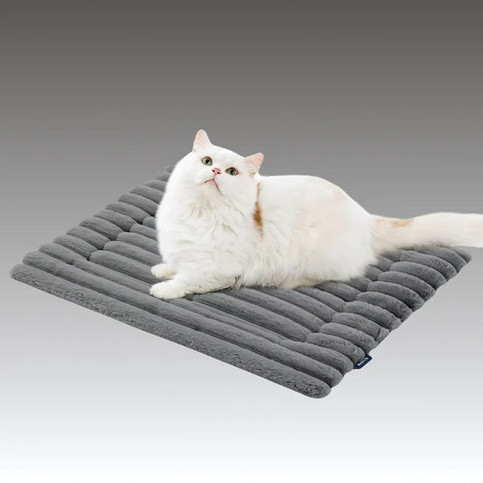 Self-Heating Thermal Reflective Pet Mat