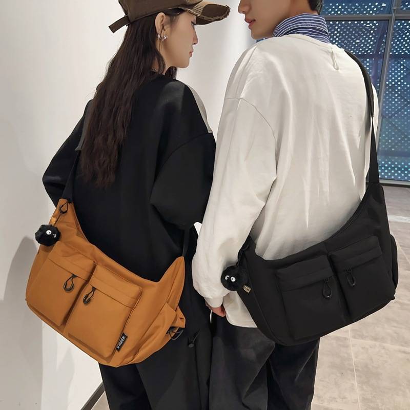 Women’s Large-Capacity Canvas Korean-Style Messenger Shoulder Bag