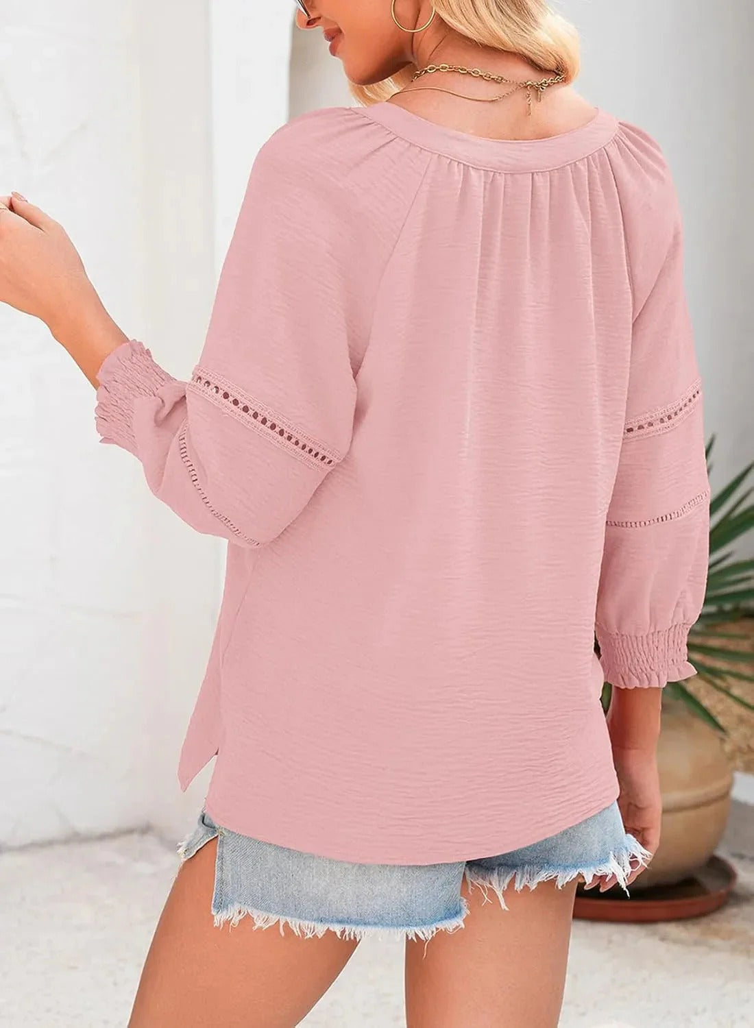 Women’s Relaxed V-Neck Lantern Sleeve Blouse