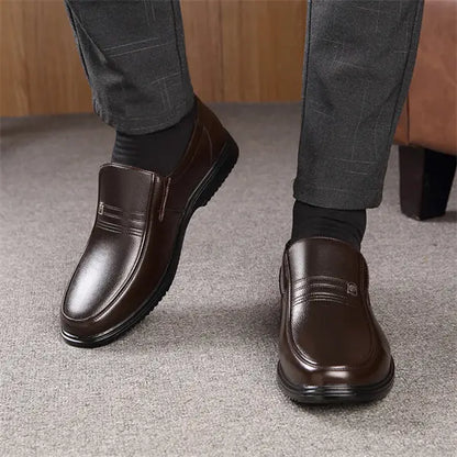 Men's leather-look soft sole comfortable casual loafers