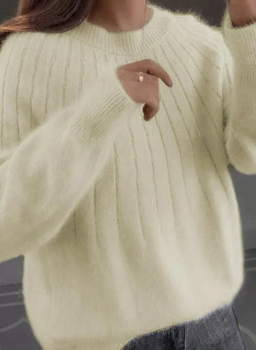 Round Neck Sweater with Fluffy Collar