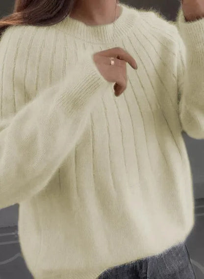 Round Neck Sweater with Fluffy Collar