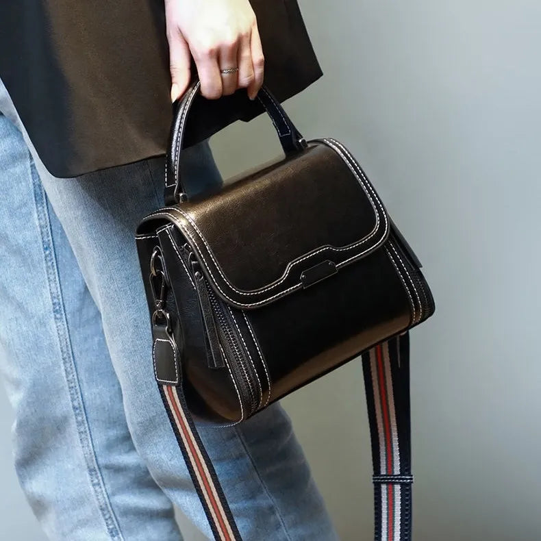 Women’s Elegant Large-Capacity Crossbody Handbag