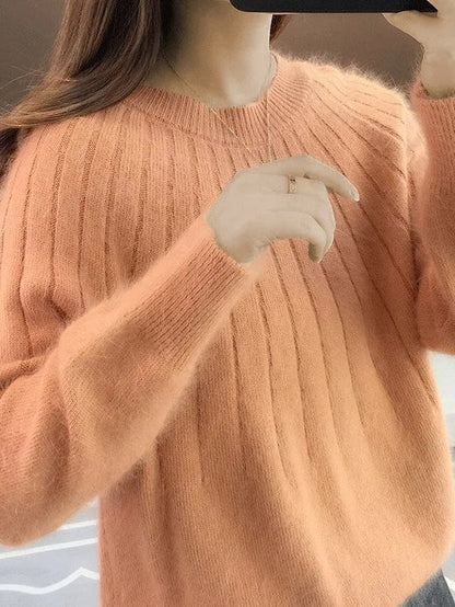 Round Neck Sweater with Fluffy Collar