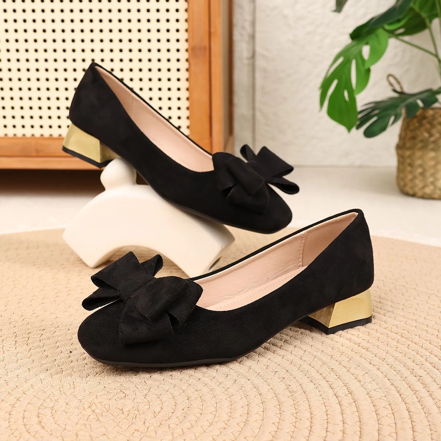 Women’s Aurelia Bow Block Heel Pumps