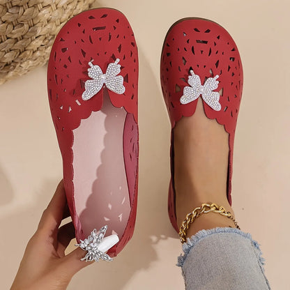 Ladies’ Supportive All-Season Leather Flats