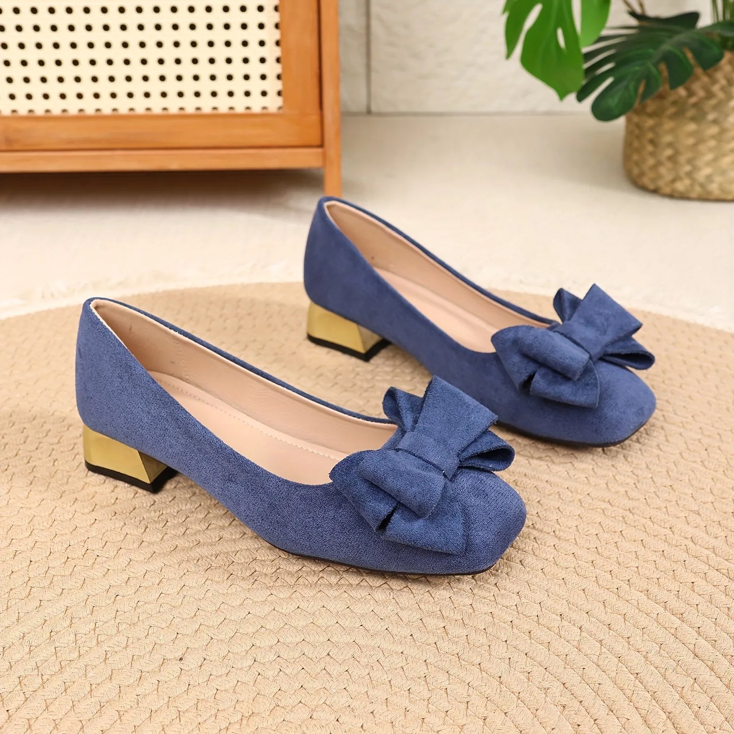 Women’s Aurelia Bow Block Heel Pumps