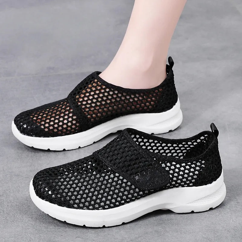 Women’s Aerova Adjustable Comfort Knit Trainers