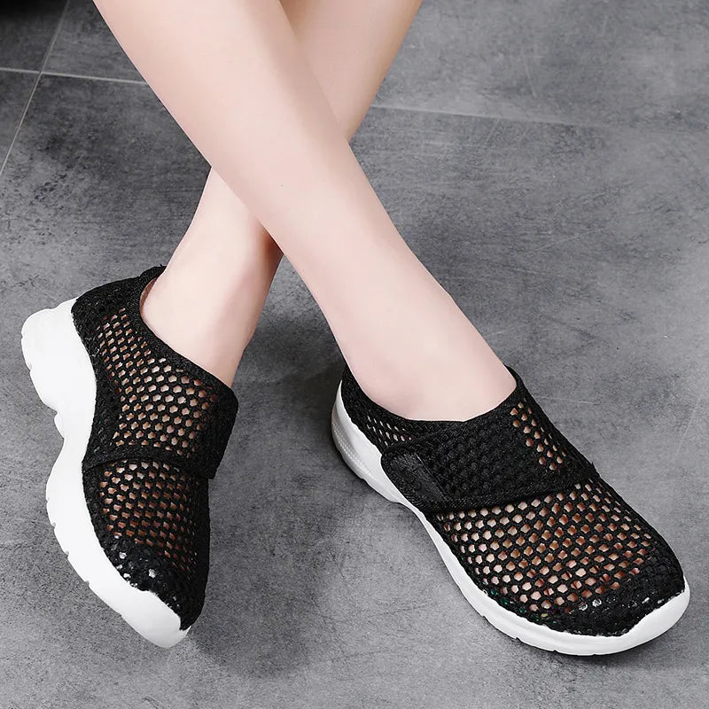 Women’s Aerova Adjustable Comfort Knit Trainers