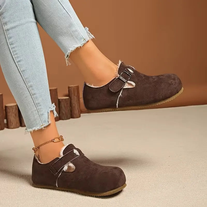 Women’s Lightweight Wide-Toe Cushioned Penny Loafers