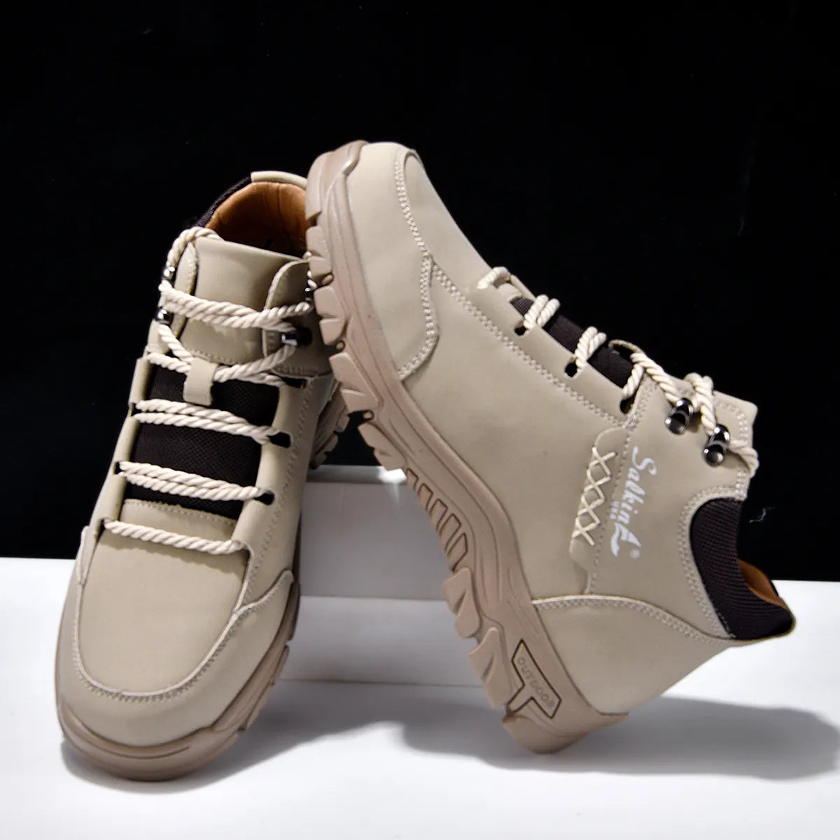 Men’s Full-Grain Supportive Leather-Look Boots