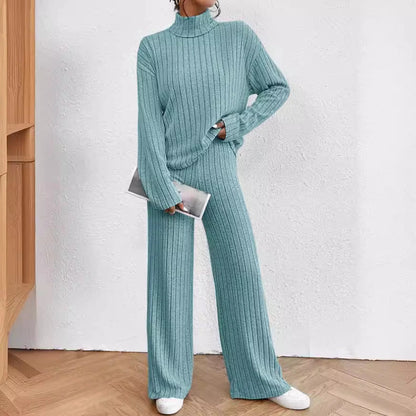 Women’s High-Neck Fur-Collar Embossed Knit Lounge Set