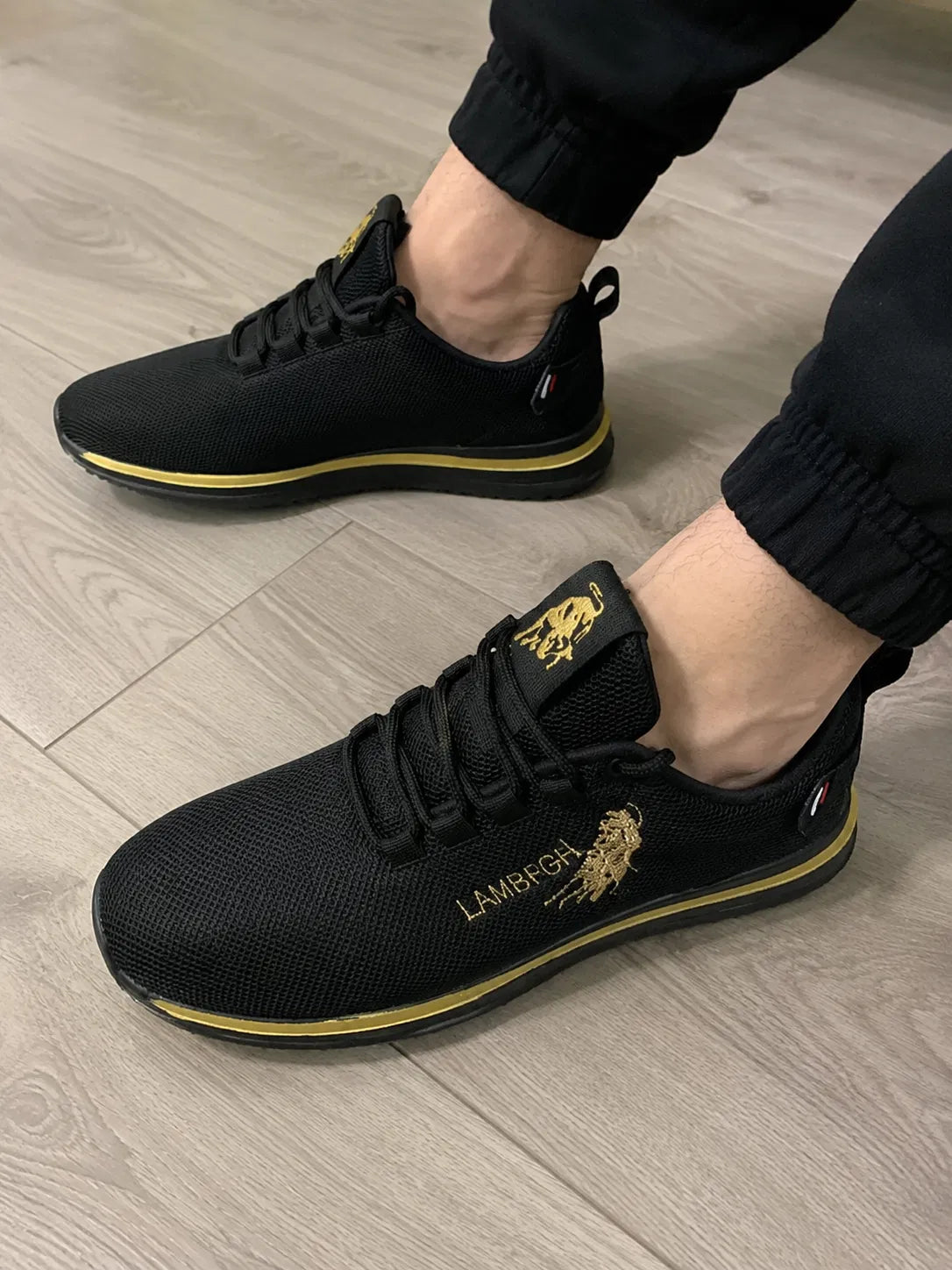 Men’s Embroidered Mesh Trainers