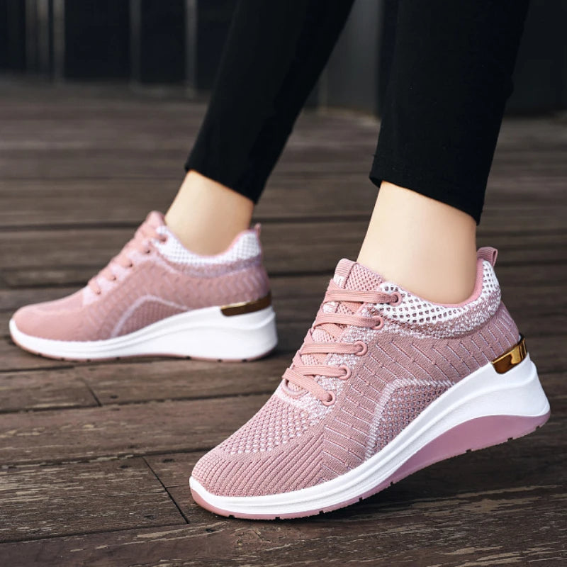 ULTRA-LIGHTWEIGHT WOMEN'S SPORTS SHOES