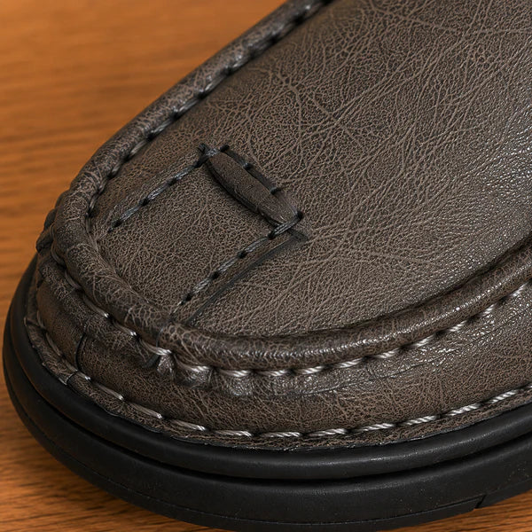 Men’s Textured Moc-Toe Casual Shoes