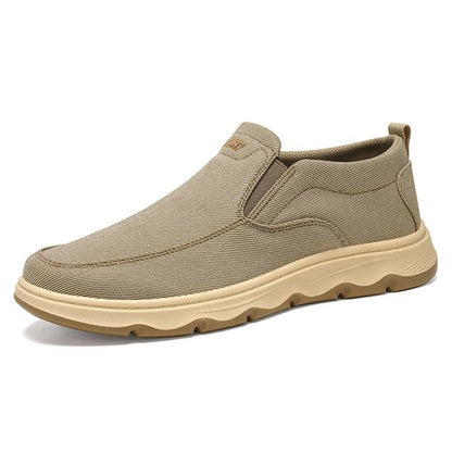 Casual, easy-to-wear men's shoes