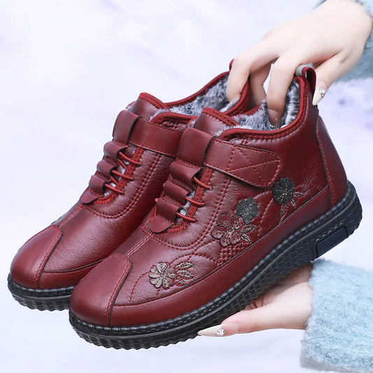 Women’s Winter Fleece-Lined Leather-Look Comfort Shoes