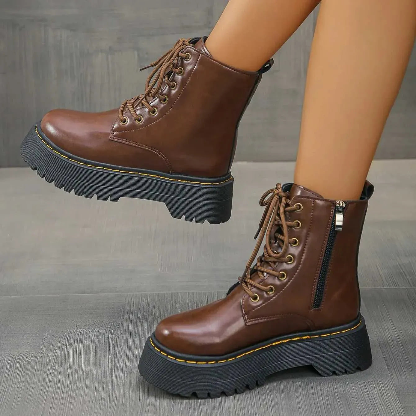 Women’s Side-Zip Comfort Leather Boots