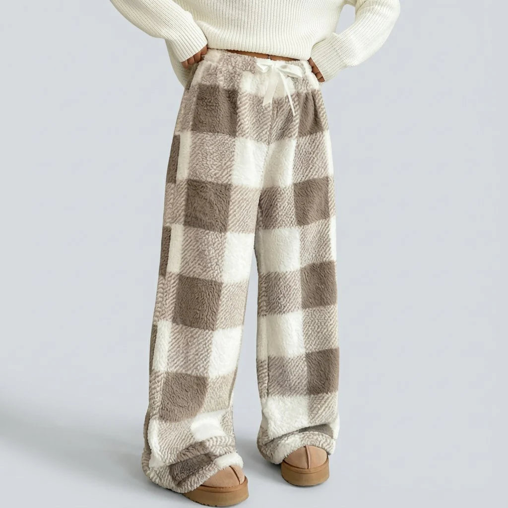 Women’s Vintage Plaid Fleece-Lined Winter Trousers