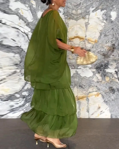 Women’s Artistic Loose-Fit Shirred Maxi Dress