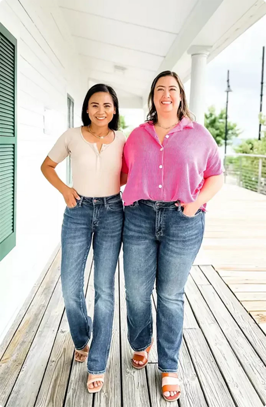 Women’s Mid-Rise Bootcut Stretch Jeans with Shaping Fit