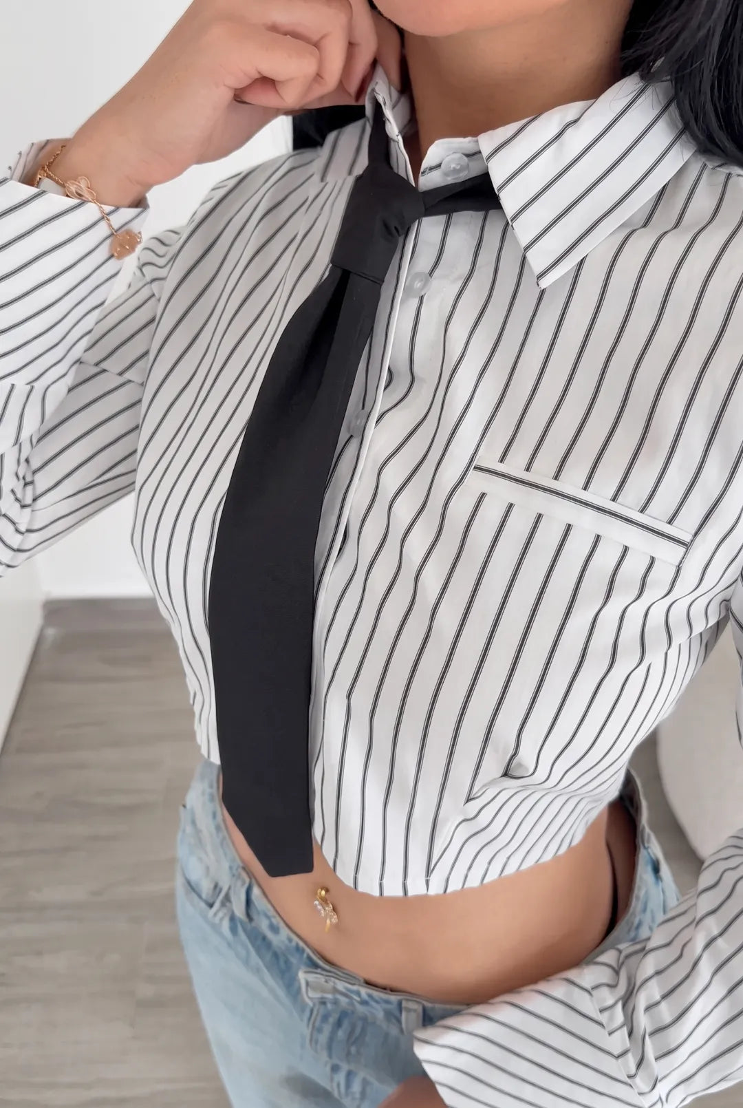 Women's Striped Tie Front Cropped Shirt