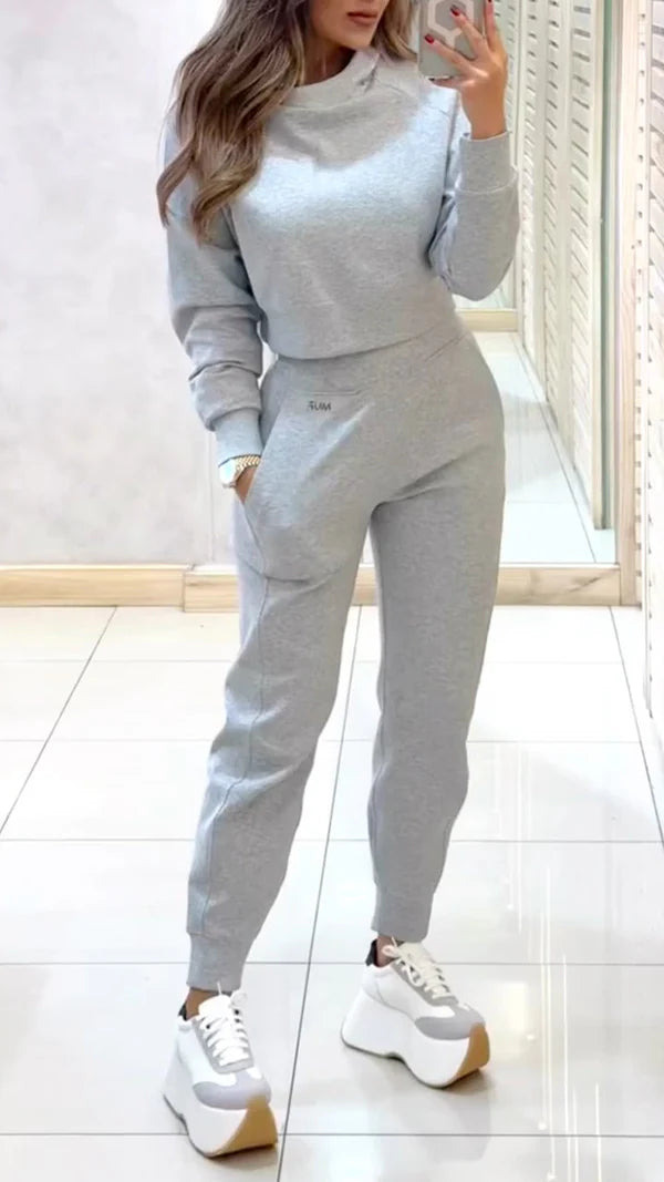Women’s High-Collar Printed Knit Sweater and Trousers Lounge Set