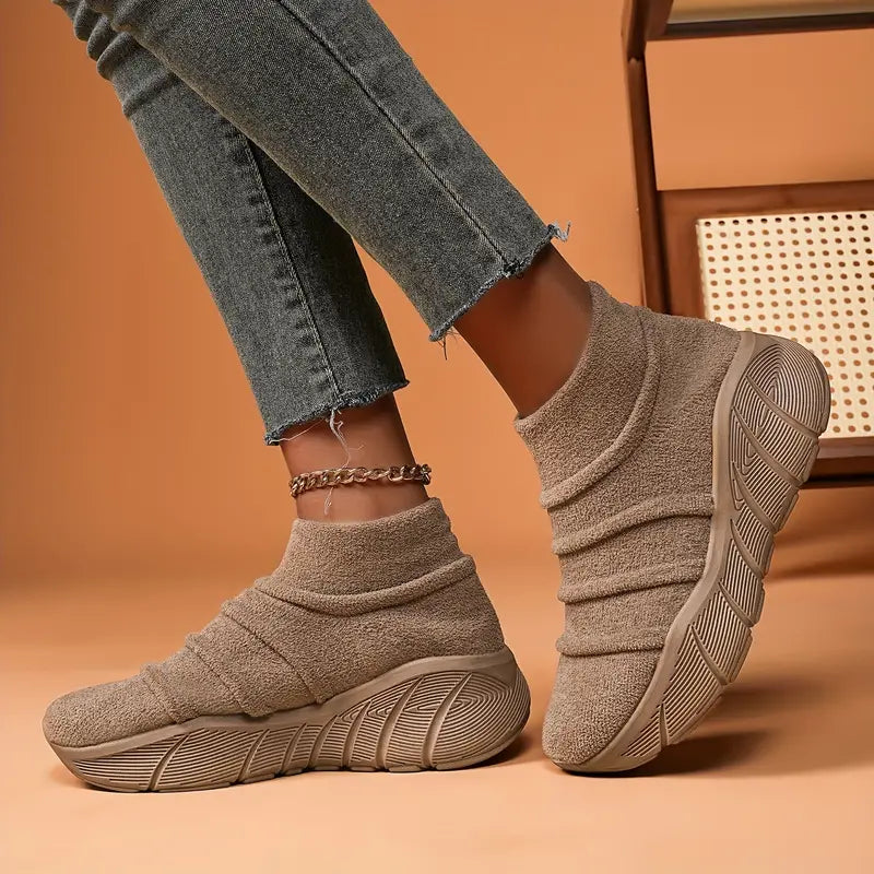 Lightweight Running Shoes With Fleece Lining