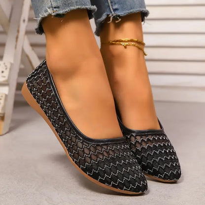 Women's Floral Ballet Flats - Pointed Toe Slip-On