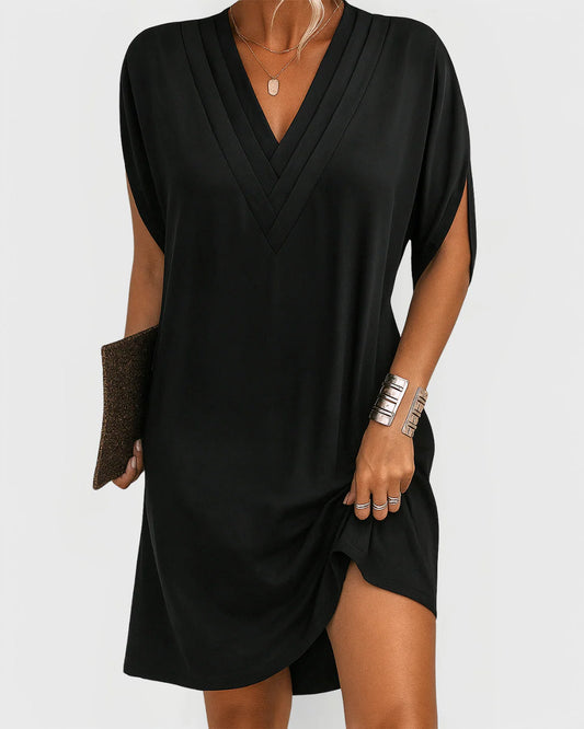 Elegant Flattering Dress – V-Neck Relaxed Fit