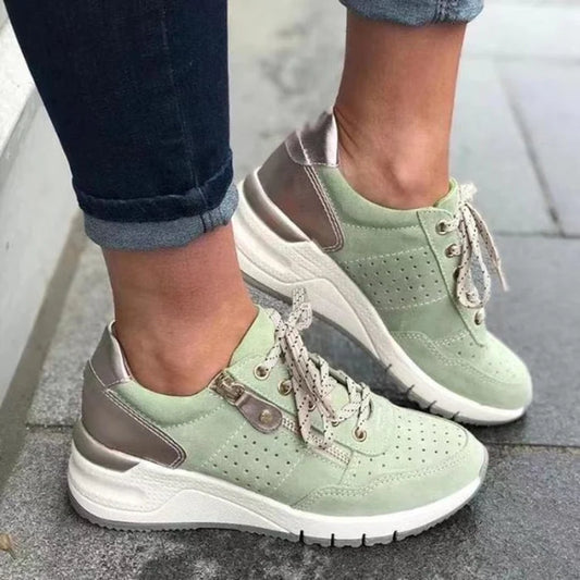 Mira Comfort Sneakers