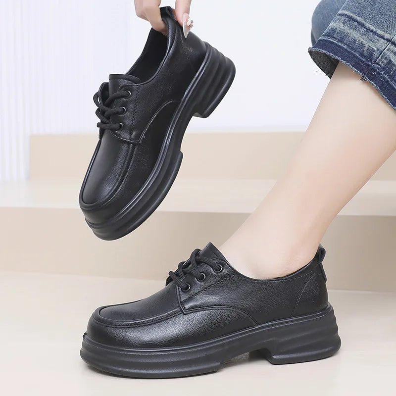 2024 New Versatile Leather-Look Non-Slip Shoes