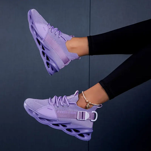Running Trainers with Breathable Platform