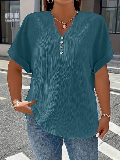 Women’s Plus Size Textured V-Neck Button Detail Short Sleeve Top
