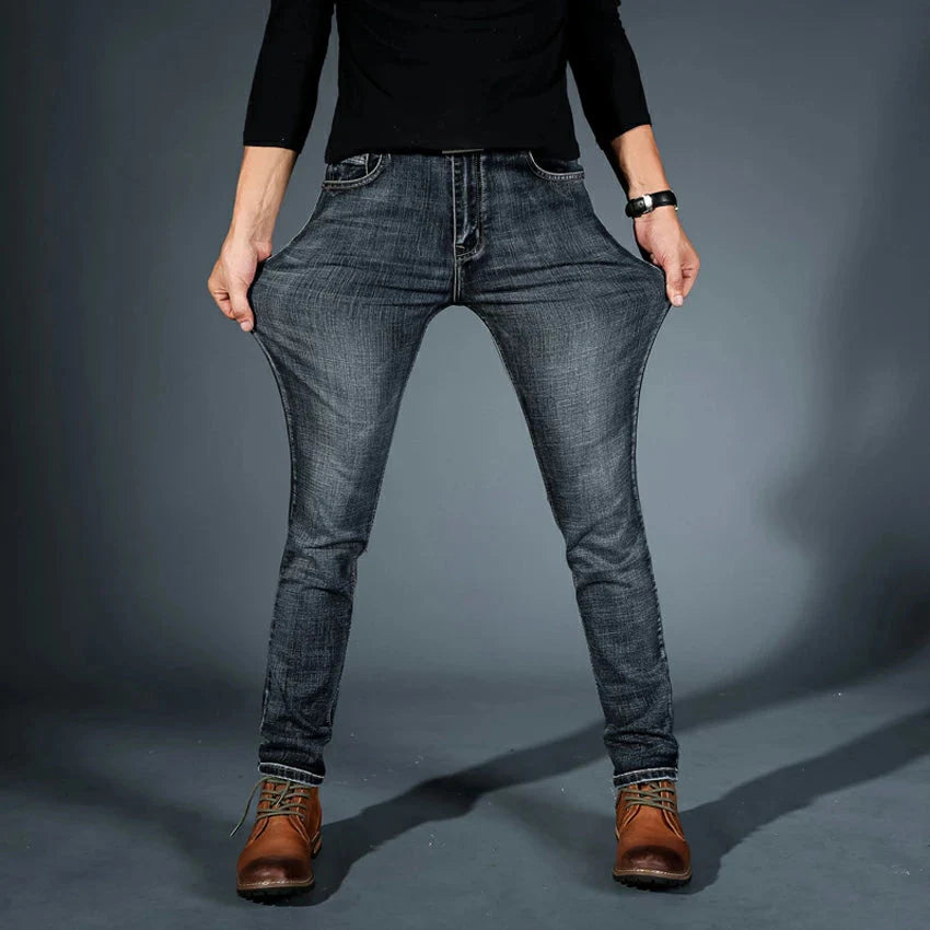 Men’s Premium 4-Way Stretch Tapered Jeans