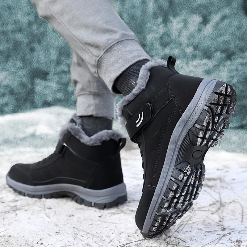 Men’s Wide-Fit Waterproof Fleece-Lined Winter Boots