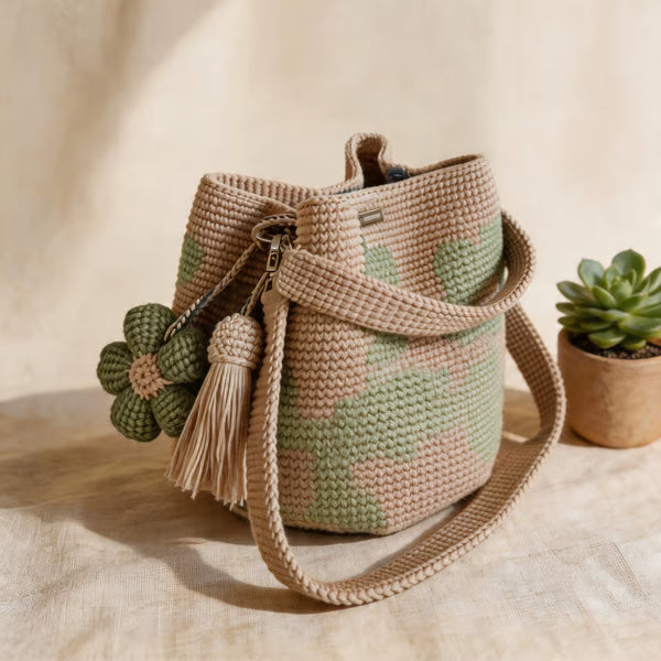 Women's Handmade Crochet Flower Shoulder Bag