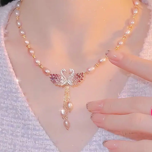 Women’s Freshwater Pearl Swan Pendant Necklace
