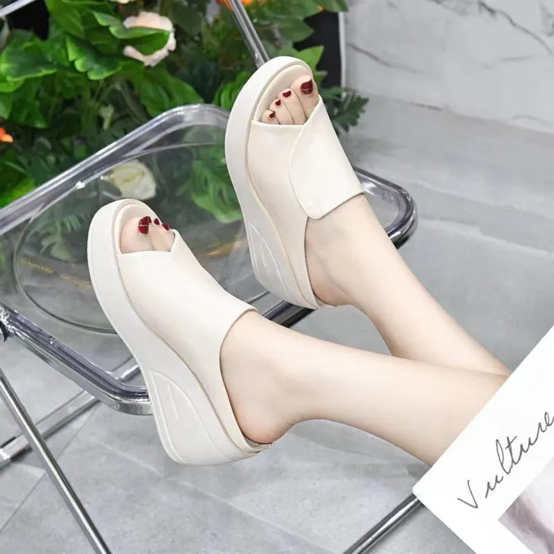 Women’s Crossover Wedge Sandals