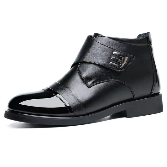 Men’s Plush Leather-Look Boots