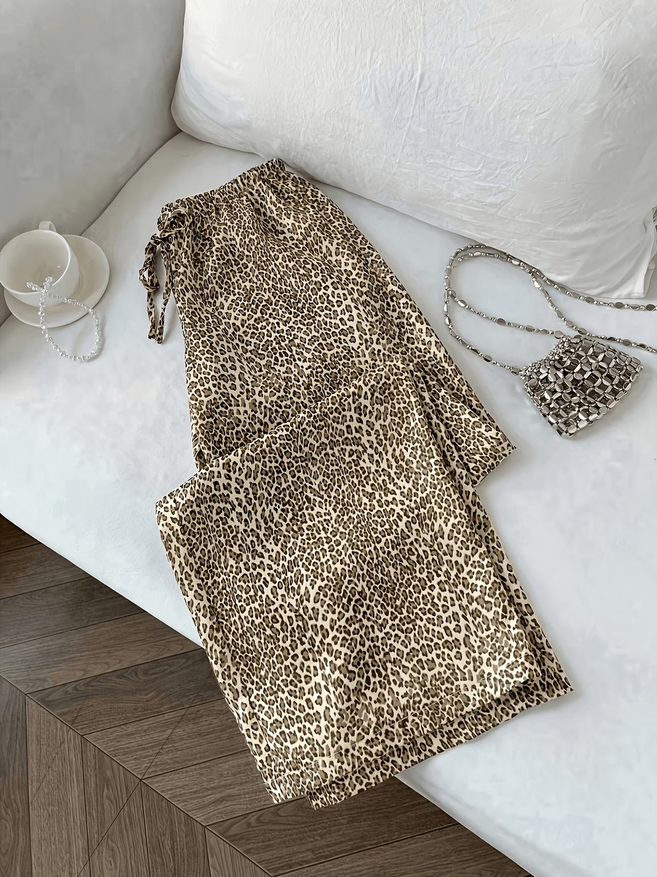 Women's High-Waisted Leopard Print Wide-Leg Trousers