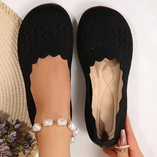 Women's Fashion Wavy Lace Knit Shoes